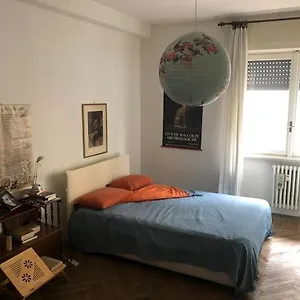 In Via Tolstoi Milán